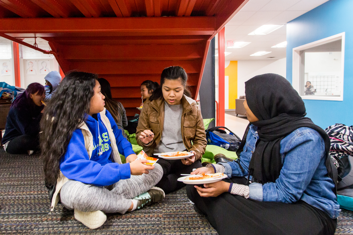 How small, caring schools drove a FAFSA surge in Washington