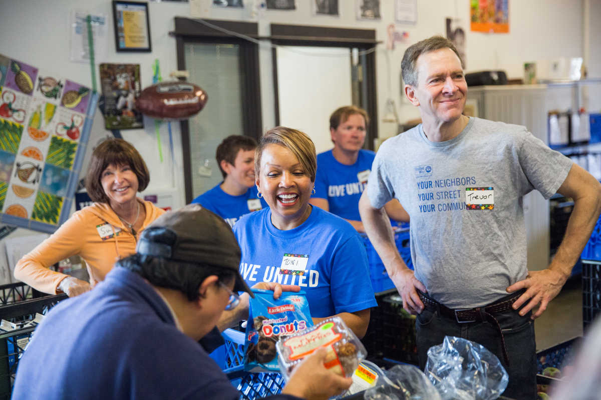 National Volunteer Month: Western Washington organizations looking for volunteers