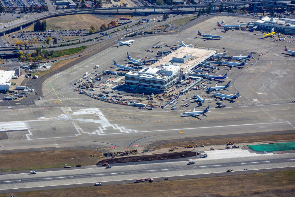 Construction on Runway 34 R, just west of the North Satellite at Sea-Tac, 28 September 2018.